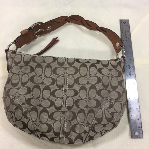 Classic coach handbag in two tone brown - Picture 6 of 8